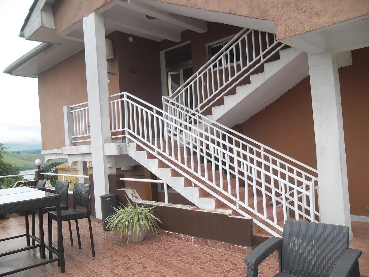 Hotel Vivi Palace Matadi Extérieur photo