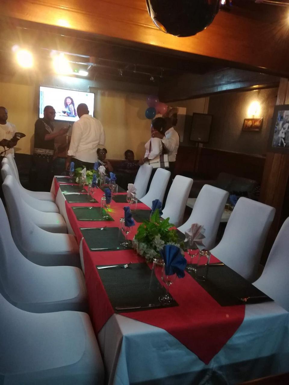 Hotel Vivi Palace Matadi Extérieur photo